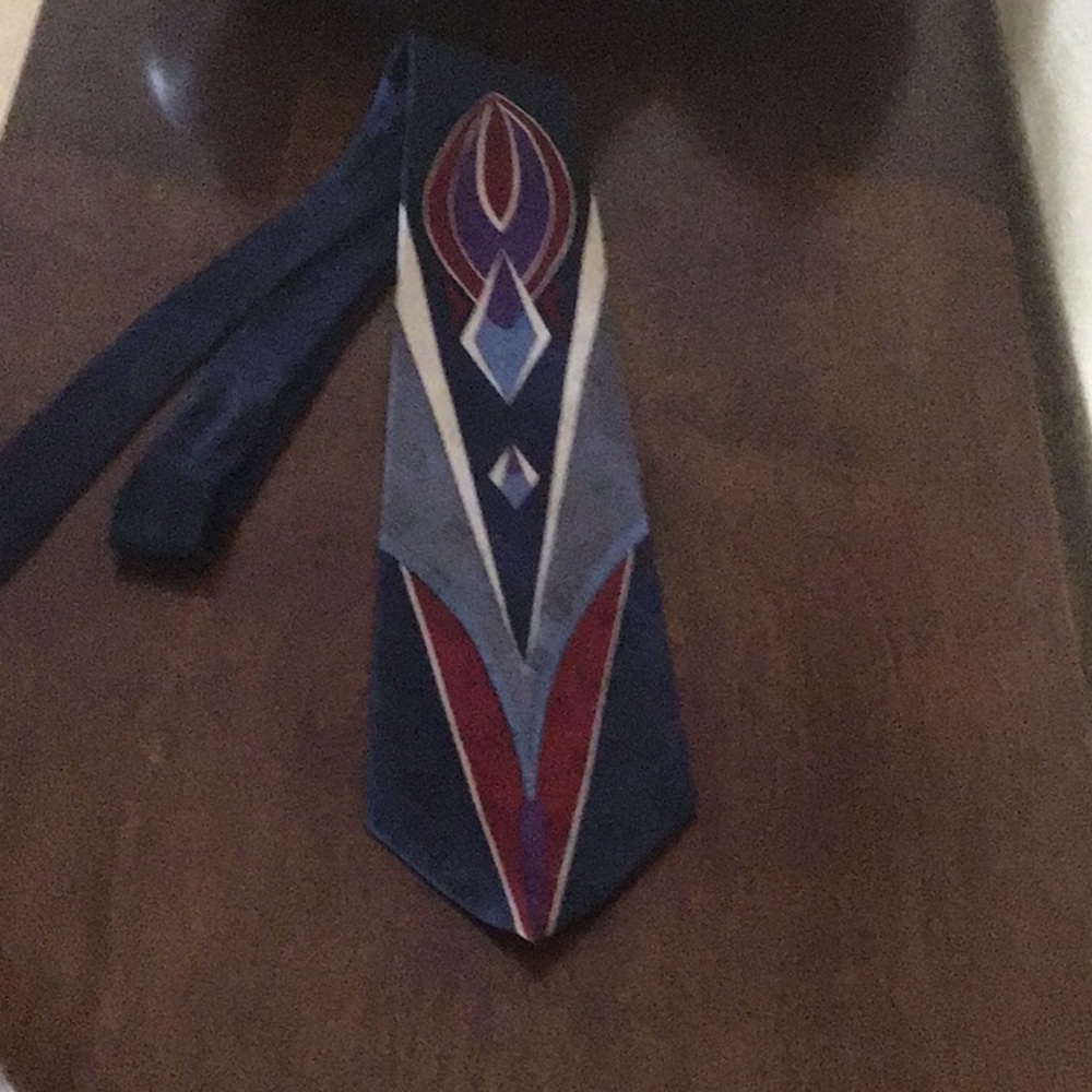 T.K.S. Tie